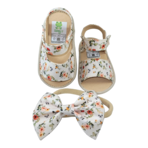 Huarache floreado con tiara